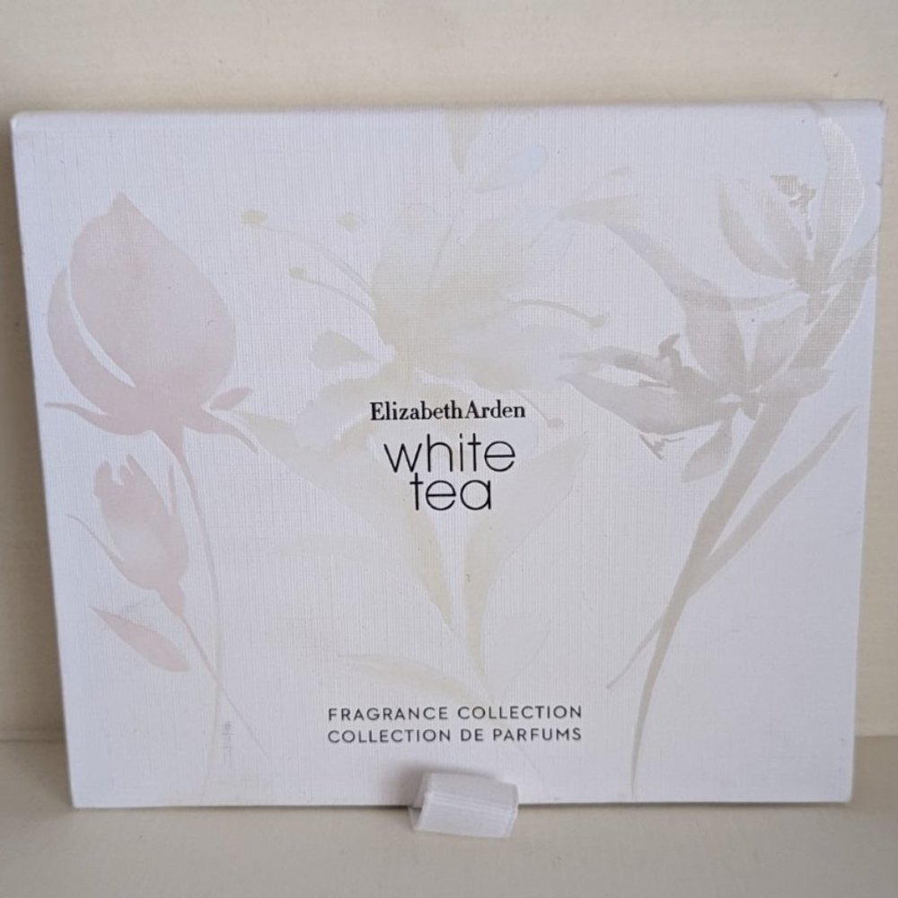 Elizabeth Arden White Tea EDT Spray Collection